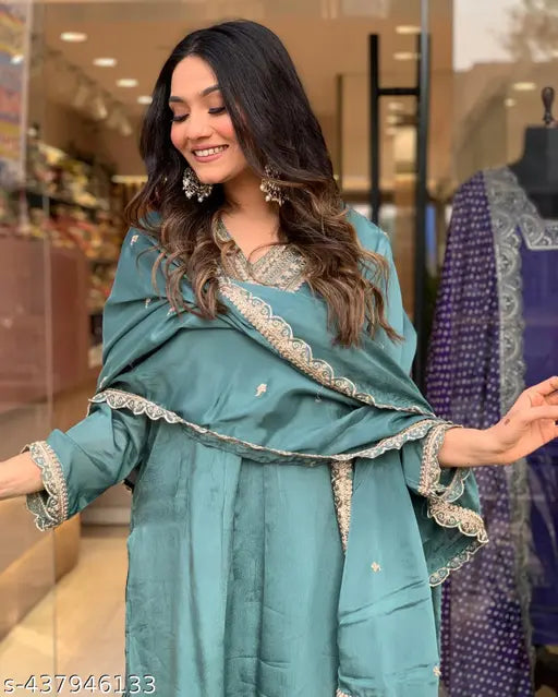 Stylish silk Sharara set for women, printed kurta with dupatta and bottomwear, three-quarter sleeves