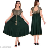 Viscose retro women's Anarkali kurti, gold printed with hand sequin work, keyhole back and belted waist, solid combo in sizes S-5XL. Indian-made fashionable Kurti on display