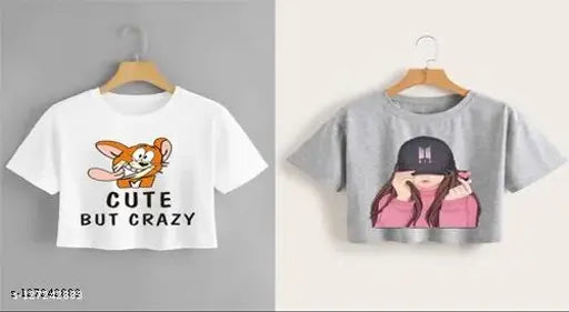 Cotton blend trendy women's t-shirt set, short sleeves with printed net pattern. Two pieces, sizes S to XL originating from India