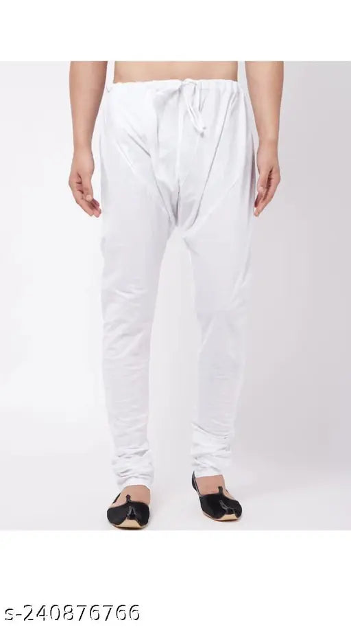 White cotton above-knee pyjamas for men, pack of 1. Solid design from Indian manufacturing