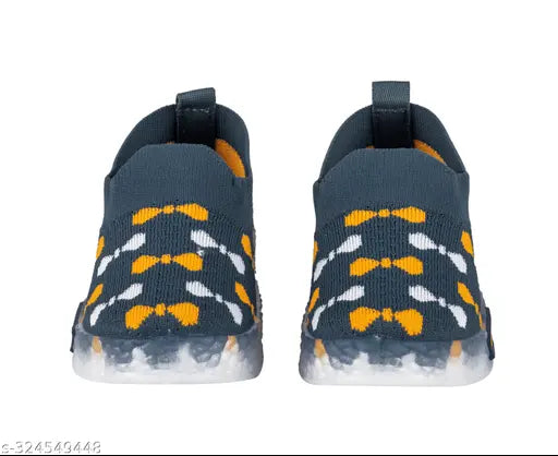 Coolz Kids unisex knitted shoes with light Blink-6 for boys and girls. Vibrant LED lights, soft materials, breathable mesh sole, and slip-on design. Ideal for parties, everyday wear, or gifts. Available in various sizes from 12-18 months to 3.5-4 years. Made in India