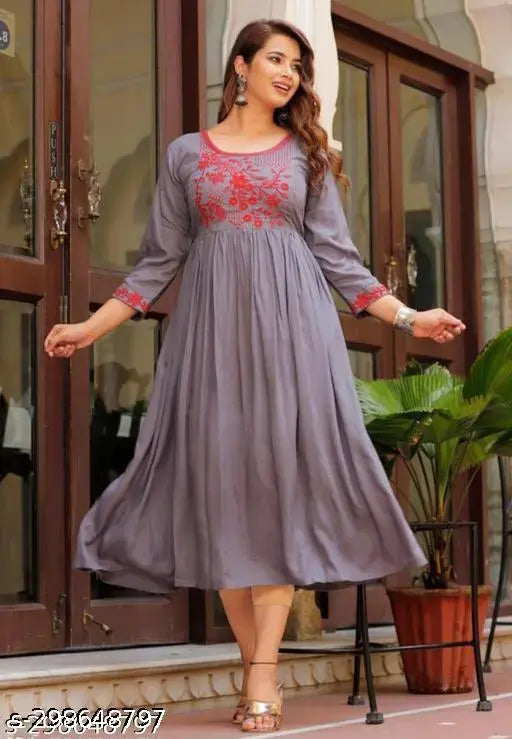 Rayon embroidered blouse, RE GRAY, three-quarter sleeves, India