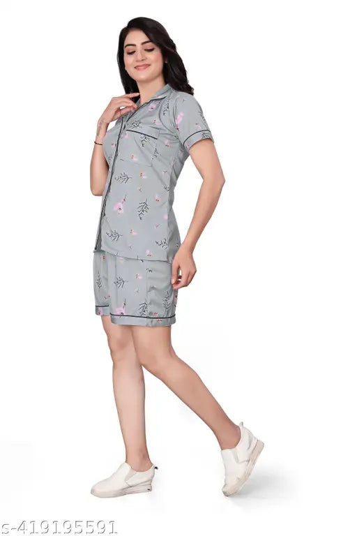 Fashionable printed net hosiery sleeve nightshirt & shorts set - girls & women's casual nightwear, India origin