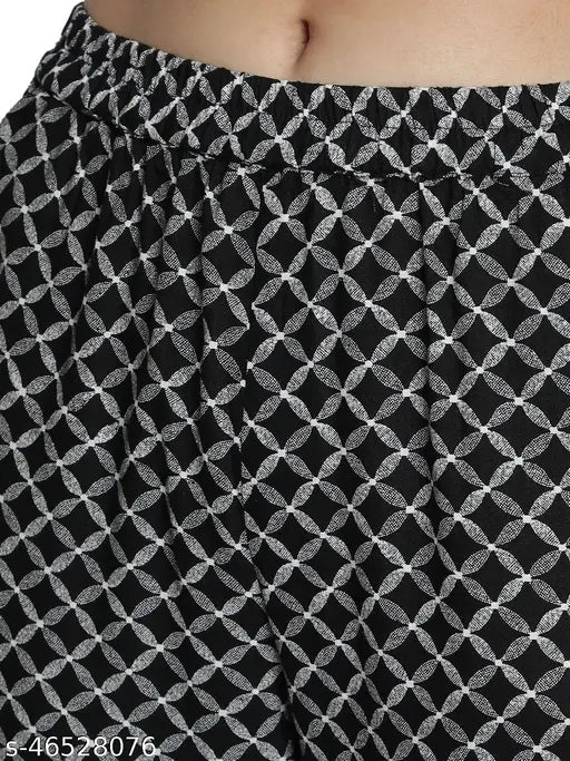 Rayon monochrome printed maxi pyjama, geometric print, comfortable lounging wear for women, size S