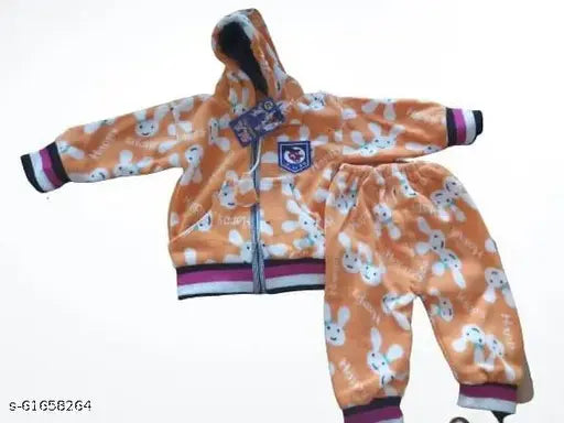 Wool winter dress set for baby boys and girls, solid color design with long sleeves. KIDS JADA KI JARSI woolan jacket & pajama set in sizes ranging from 0-3 Months to 9-12 Months. Made in India