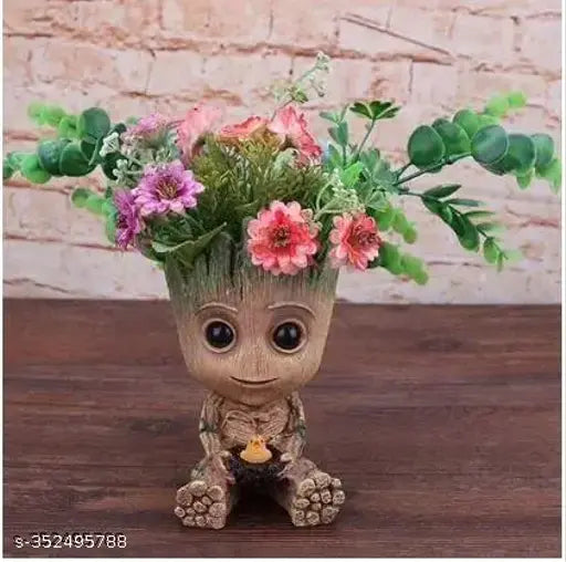 Resin Infinity War Baby Groot figurine, 10cm tall for aquarium decoration & pen holder
