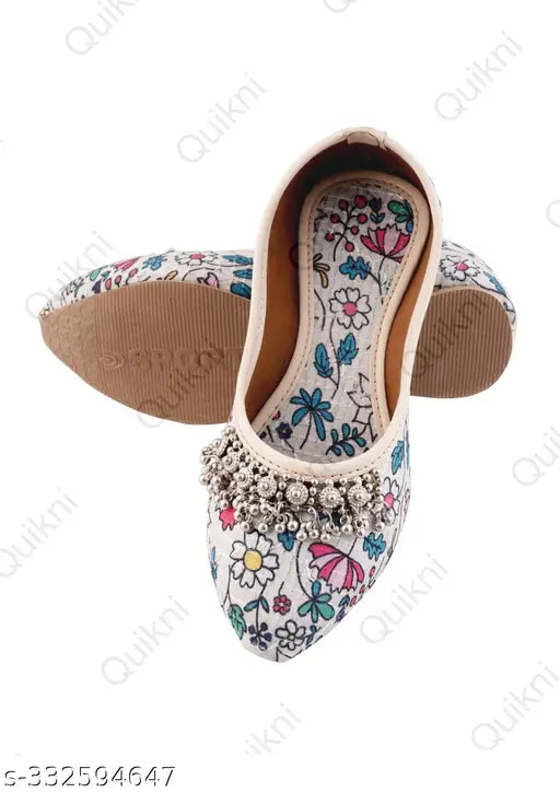 Floral print textile & PVC Jutti for kids girls, stylish, comfortable, slip-on design, 2.5-3 years size: foot length 14.5in, made in India