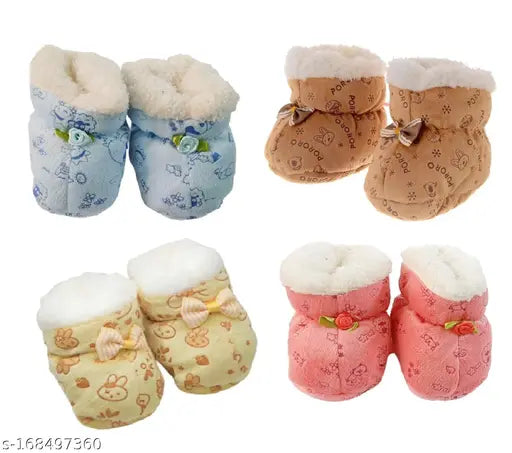 Winter newborn baby shoes pack of 4 (0-4 months), fur sole, printed design, slip-on, cotton material