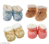 Winter newborn baby shoes pack of 4 (0-4 months), fur sole, printed design, slip-on, cotton material
