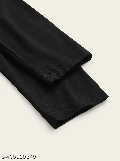 Long-sleeved solid cotton women's crop V-neck t-shirt, made in India