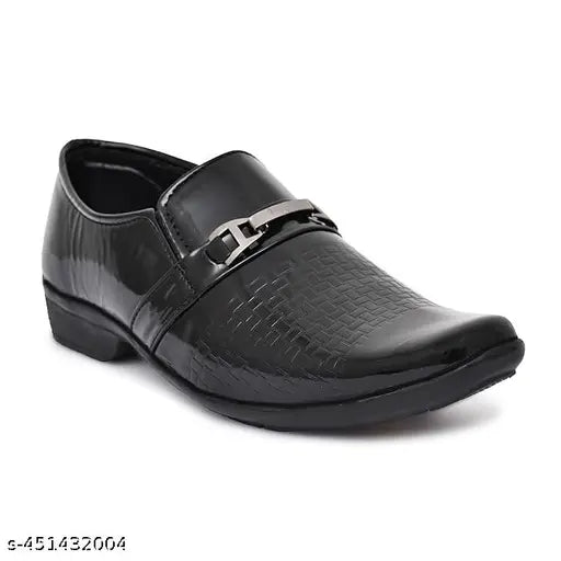 Kids black patent leather slip-on formal shoes, textured net design for boys events