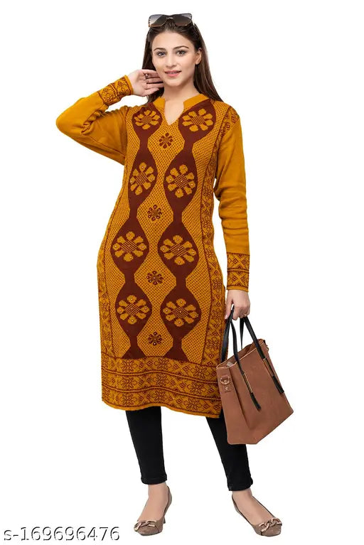 Beautiful long woolen Kurti, three-quarter sleeves, printed combo. Soft, stretchable Indian wool kurti for stylish comfort