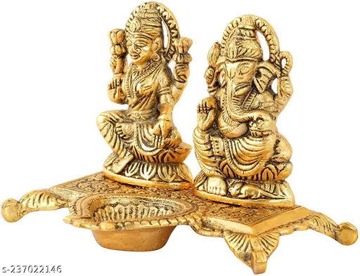 Gold-plated brass Ganesh Lakshmi Idol statue, 35 inches height, diya included for home decor or religious festivals
