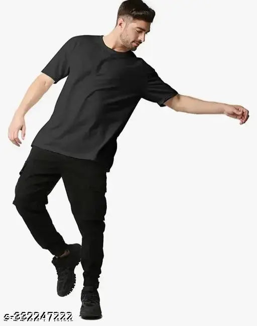 Trending oversize cotton-blend t-shirt, urban and fabulous for men. Solid design, three-quarter sleeves, S-XXXL sizes available. Made in India