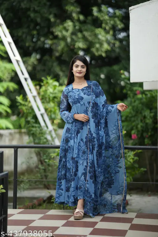 Stylish Georgette gown for women, printed trendy design, long-sleeved dress for parties, weddings, festivals. Indian digital print, elastic dupattas, and lace collar. Sizes: S-XXXL