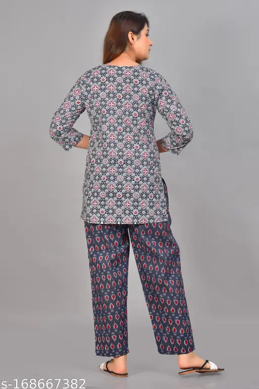 Grey cotton printed top & pyjama set, three-quarter sleeves, limited edition premium cotton loungewear for women on display