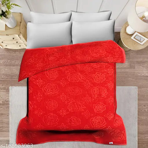 Floral-patterned, double bed-size mink blanket (320 thread count), ideal for heavy winter use