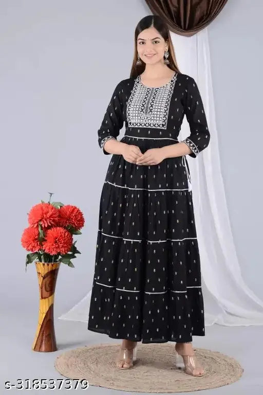Rayon printed three-quarter sleeve women's kurti from India