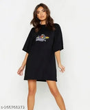 Oversized graphics printed cotton blend t-shirt, three-quarter sleeves, solid design, L size (India)