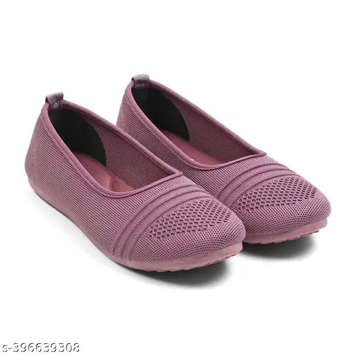 Synthetic, textured ballerina Jutti for women - classic outdoor summer style with closed back, lightweight and comfortable fit in sizes IND-4, IND-5, IND-7, IND-8