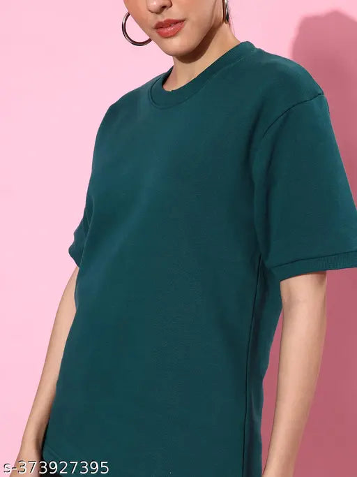 Women's green oversized cotton sweatshirt, solid net, short sleeves, XS-XL, fashionable wear on model