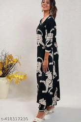 Black printed cotton blend kurta with palazzos for women, three-quarter sleeves, single set