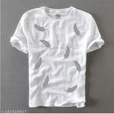 White cotton blend men's leaf print slim fit short sleeve t-shirt, nature-inspired botanical design on round neck