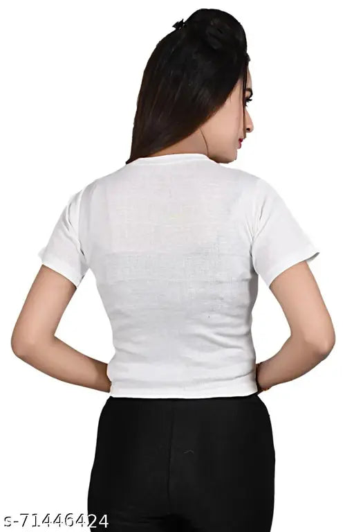 White Lycra short sleeve t-shirt, solid design in men's size M, origin India