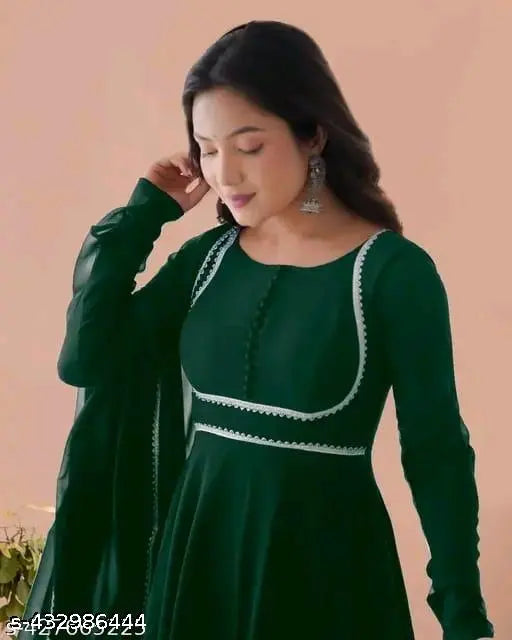 Georgette lace kurta with matching dupatta, solid pattern long-sleeved Indian outfit for women