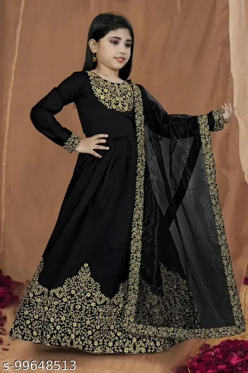 Kids' Georgette embroidered long gown in sunshin arkali, polyester fabric with three-quarter sleeves. Embellished for parties and special occasions. Available in various colors and sizes. Designer's unstitched gown (up to size 44). Hand-embroidered work, suitable for weddings and special events. Comes with a dupatta. Size: 7-8 Years (Bust Size: 26 in, Length Size: 26 in)
