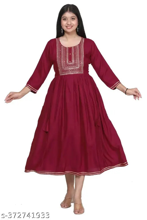 Maroon rayon three-quarter sleeve kurta, solid, size S (bust 36in), Indian traditional clothing