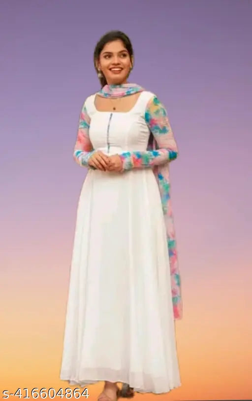 Georgette long-sleeve white kurti1, solid pattern, made in India
