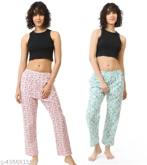 Cotton heart-printed pyjama set for women, 2 pieces in classic cut. Made from premium Indian cotton