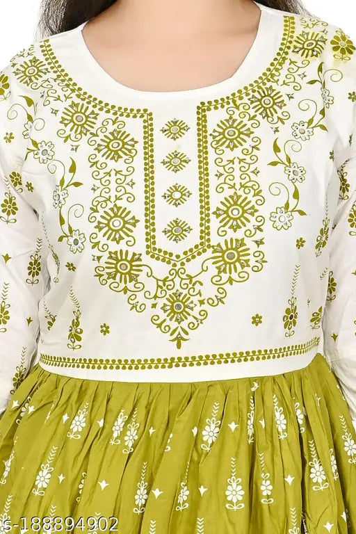 Rayon three-quarter sleeve printed girls kurtis set, ideal for official and casual wear, made from premium quality fabric in India