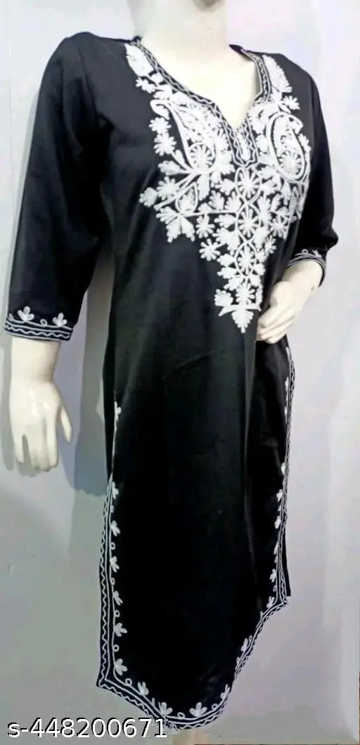 Woolen embroidered kurti, three-quarter sleeves, premium quality wool, knee-length, winter fashion