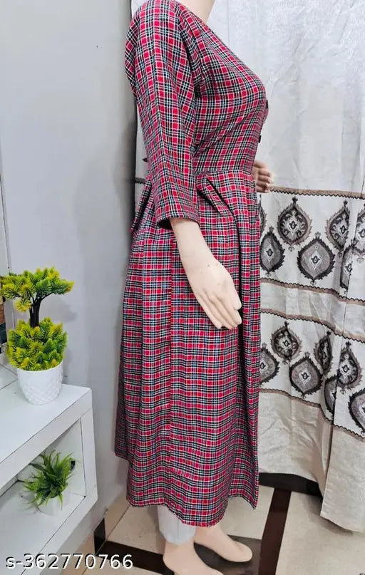 Woolen winter checkered frock kurti with three-quarter sleeves, perfect for casual or formal wear. Available in sizes M, L, XL, XXL, and XXXL. Made of high-quality woolen fabric from India