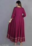 Rayon three-quarter sleeve Alisha ensemble kurtis, printed combo, women's fashion wear on mannequin