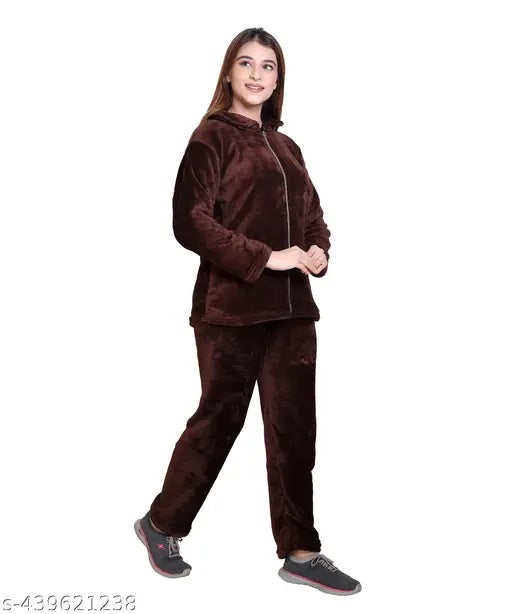 Soft & breathable wool zipper nightsuit for women and girls in winter, featuring full sleeves and comfortable fit