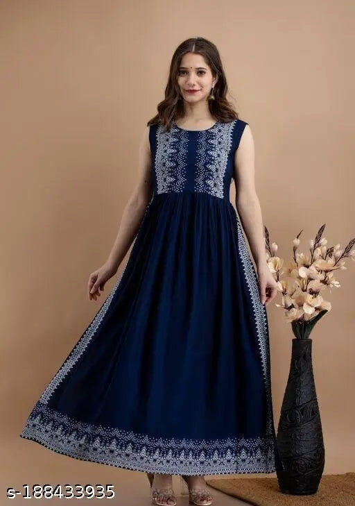 Sleeveless, embroidered viscose rayon kurta in naiyra cut for women, Indian origin