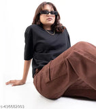 High-waist baggy wideleg denim cargo pocket jeans, black, versatile design for style & functionality. Crafted from quality denim with 6 pockets, size 26/28/30/32/34. Made in India