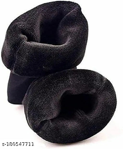 Trendy wool balaclava cap & neck muff with matching worm velvet socks, soft and sweat-free for winter relaxation