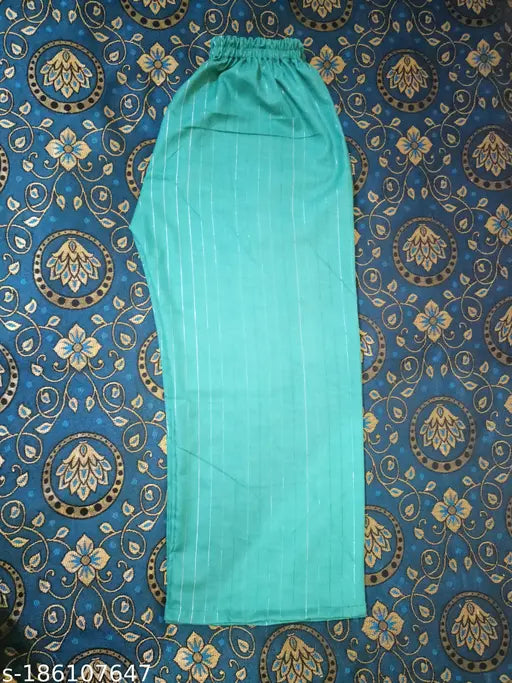 Checked cotton blend kurti and palazzo set for women/girls, three-quarter sleeve Indian attire