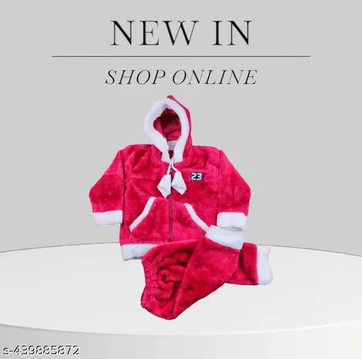 Lush wool sweater pajamas for baby boys and girls, soft and durable with a stylish look. Perfect for your kids' shelves in various sizes from 0-1 years, made in India