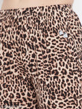 Multicolored print cotton pyjama for women, knee-length with side pockets and elastic waistband, ideal for sleep and lounging in various seasons