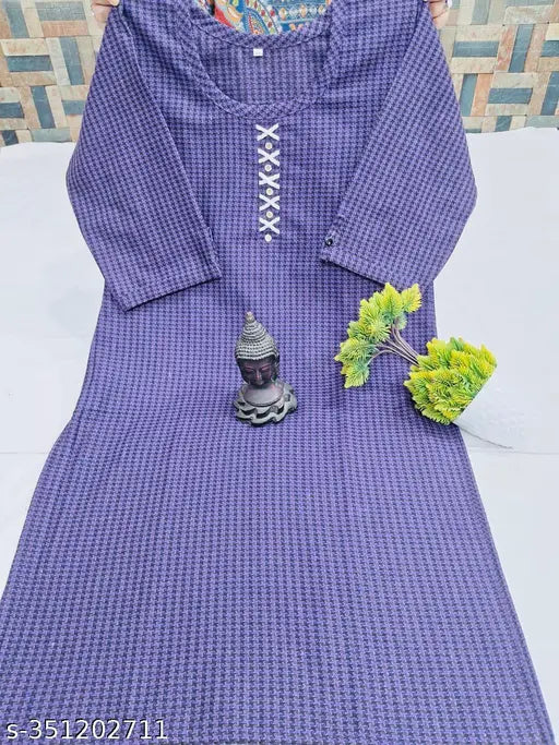 Purple woolen kurti for winter, three-quarter sleeves, printed combo. Woolen woman's straight kurti with front slit, casual or formal wear, available in sizes L, XL, XXXL