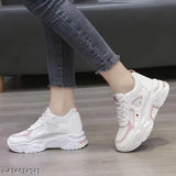 Lightweight pink Vietnam sports shoes for women, synthetic and rubber-soled, lace-up style