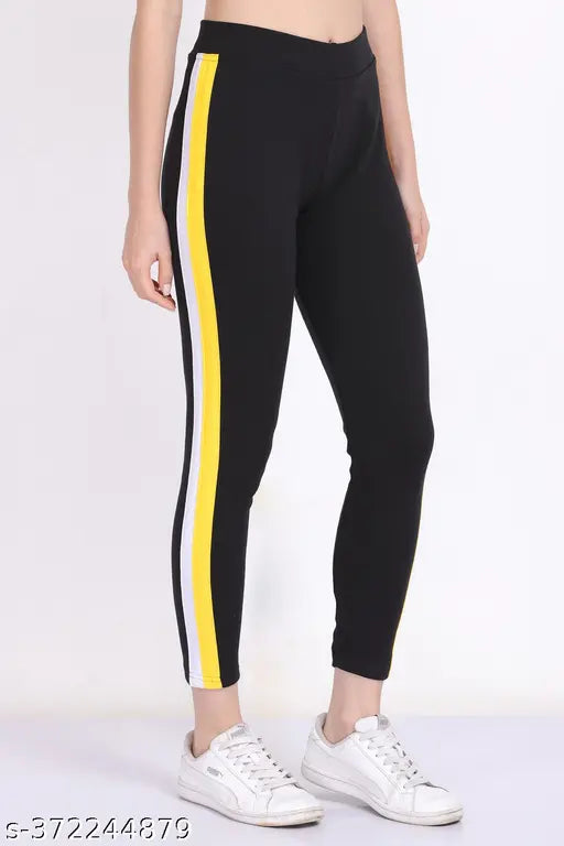 Striped cotton blend women's ankle-length slim fit lycra leggings with elasticated waistband, ideal for casual wear and gym