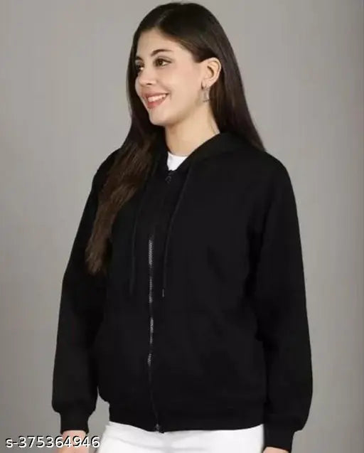 Black fleece long-sleeve zipper hoodie for women, trendy fashion piece