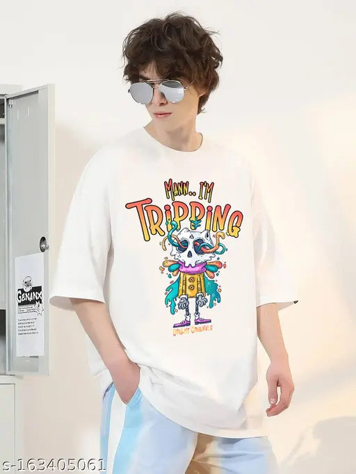 Cotton oversized t-shirt for men with 'mann im tripping' print, Indian origin