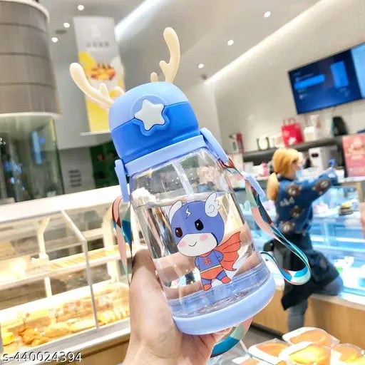 Blue superhero kids sipper bottle with anti-leak design, cute cartoon theme - 600 ML plastic water bottle for kids